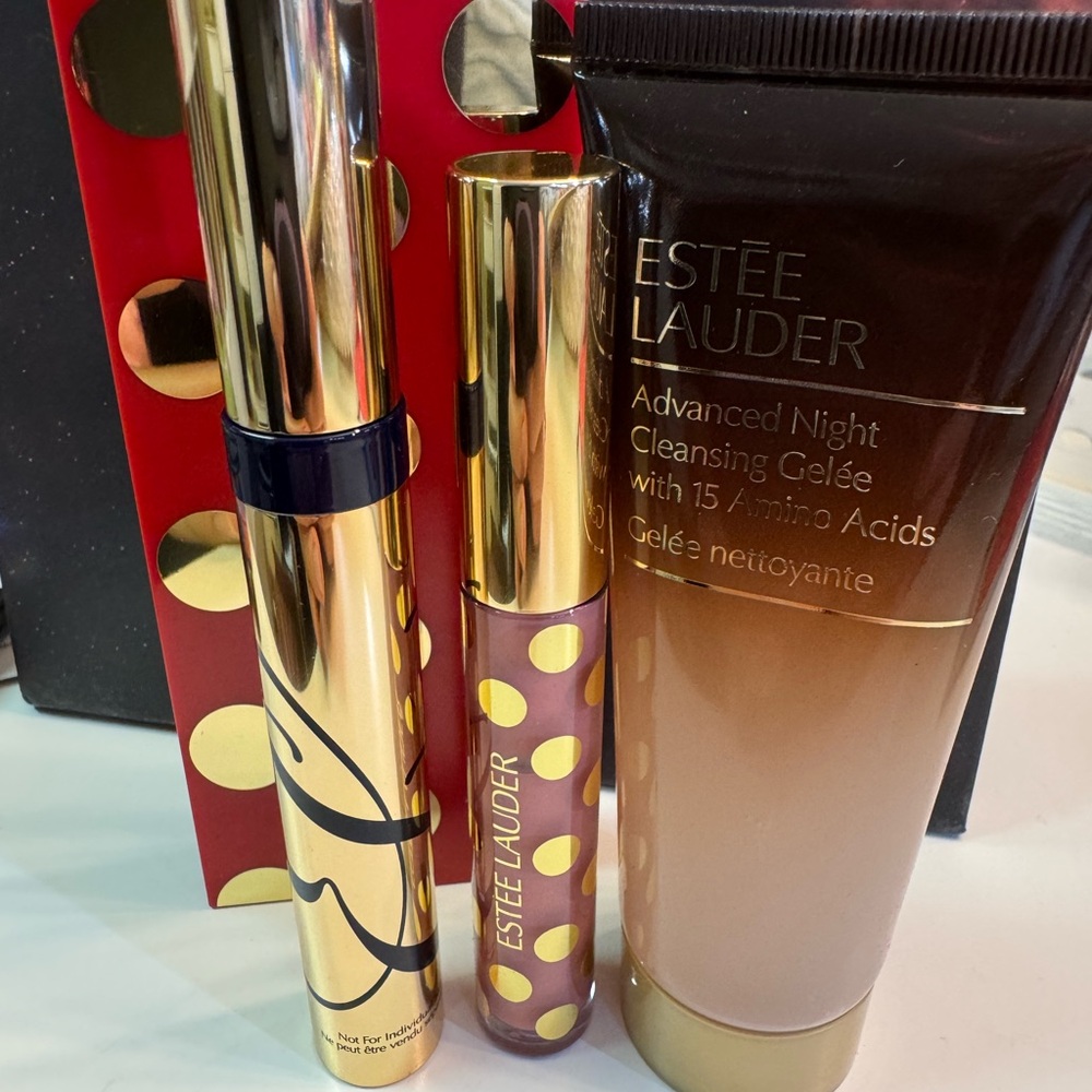 Estee Lauder Makeup Set, BN FS